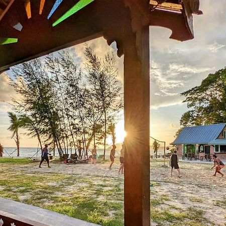Langkawi Pantai Cenang - Private Beach Glamping Experience Exterior photo
